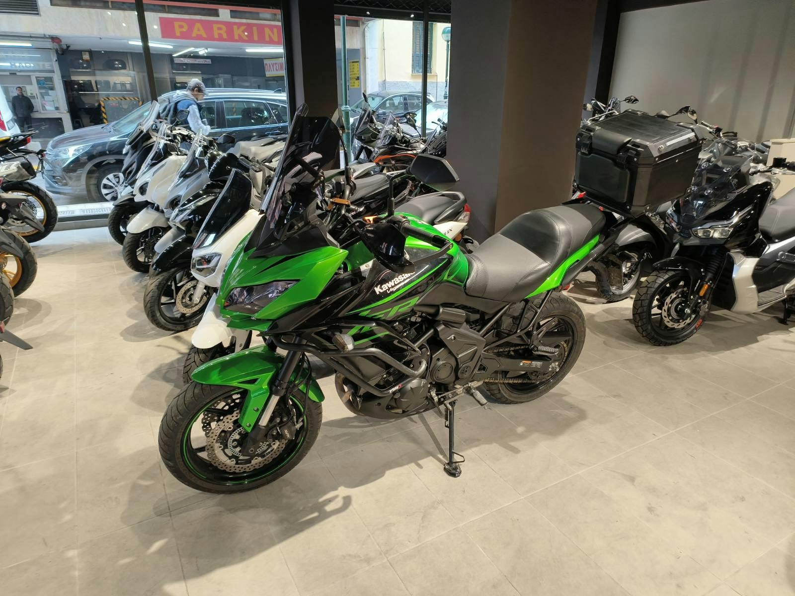 KAWASAKI -  VERSYS 650 ΠΡΑΣΙΝΟ (06/18)