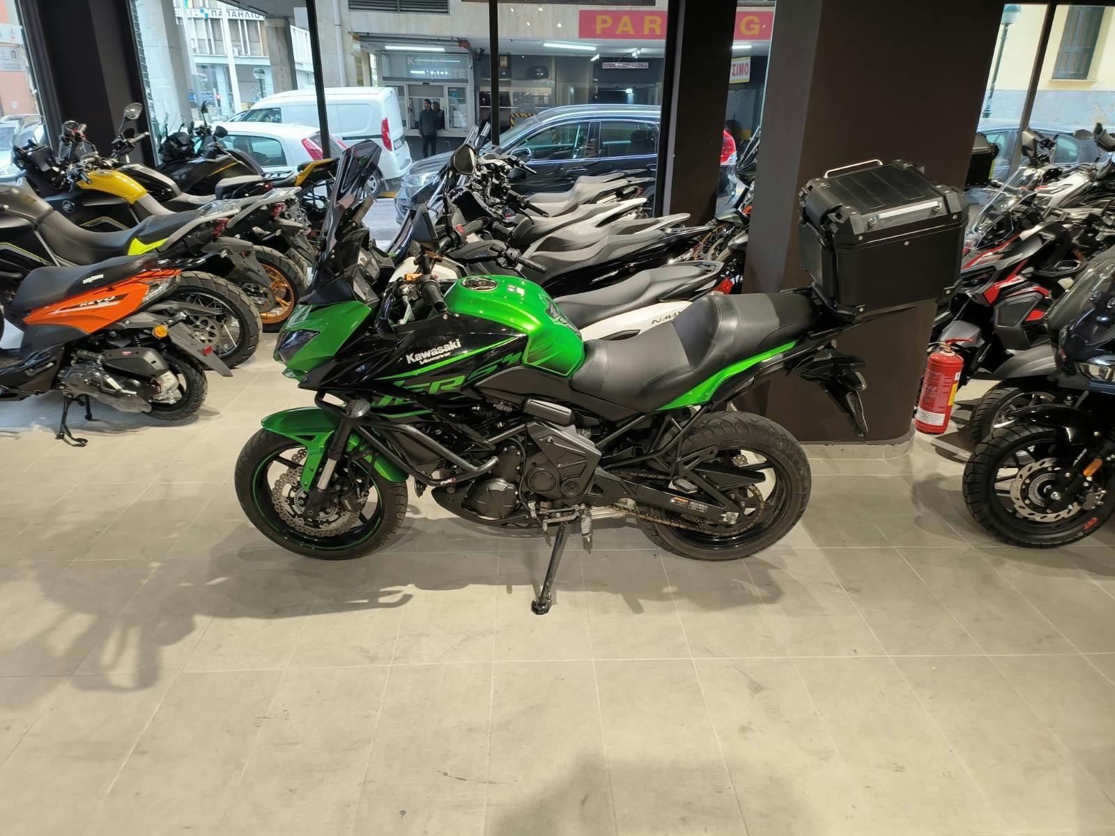 KAWASAKI -  VERSYS 650 ΠΡΑΣΙΝΟ (06/18)