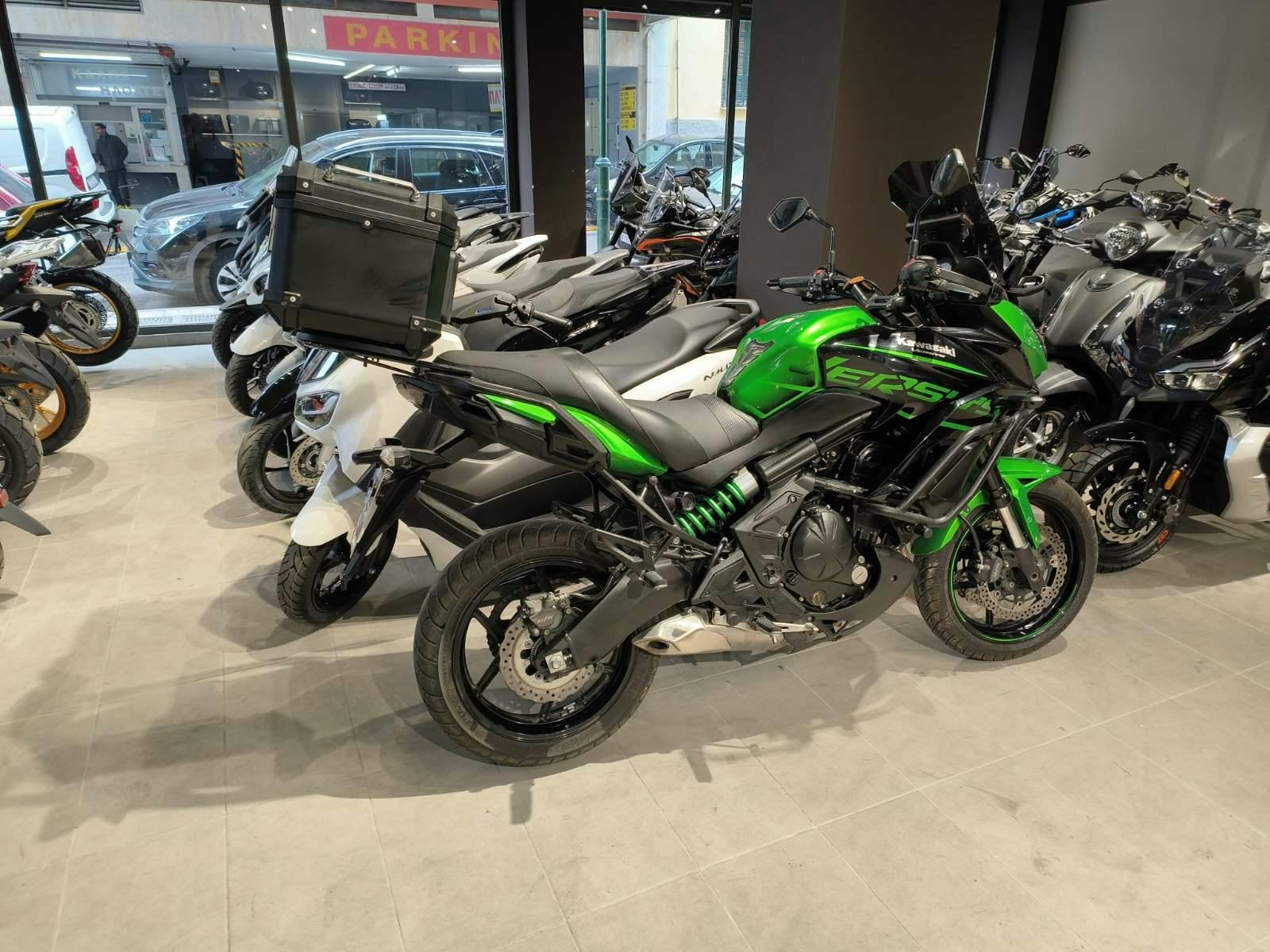 KAWASAKI -  VERSYS 650 ΠΡΑΣΙΝΟ (06/18)