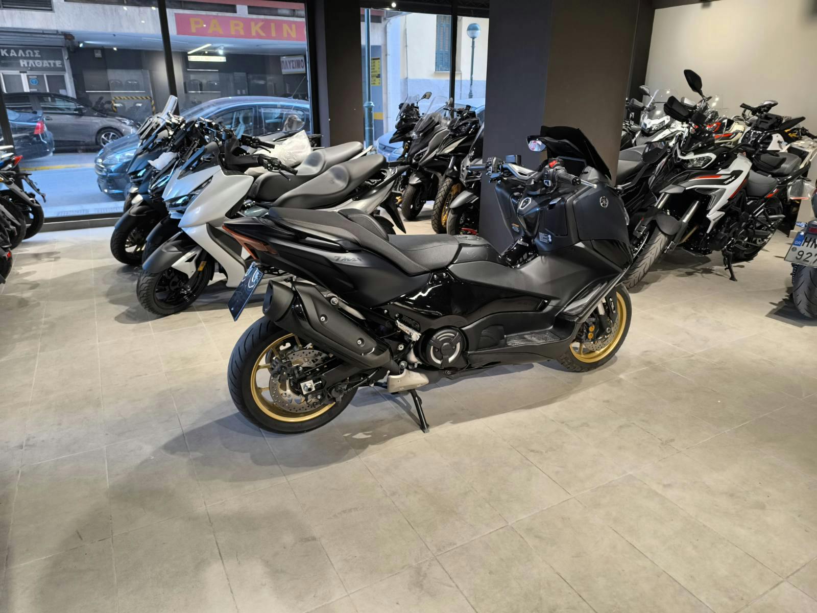 YAMAHA -  TMAX560 TECH MAX TECH CAMO ( 5.2023 )